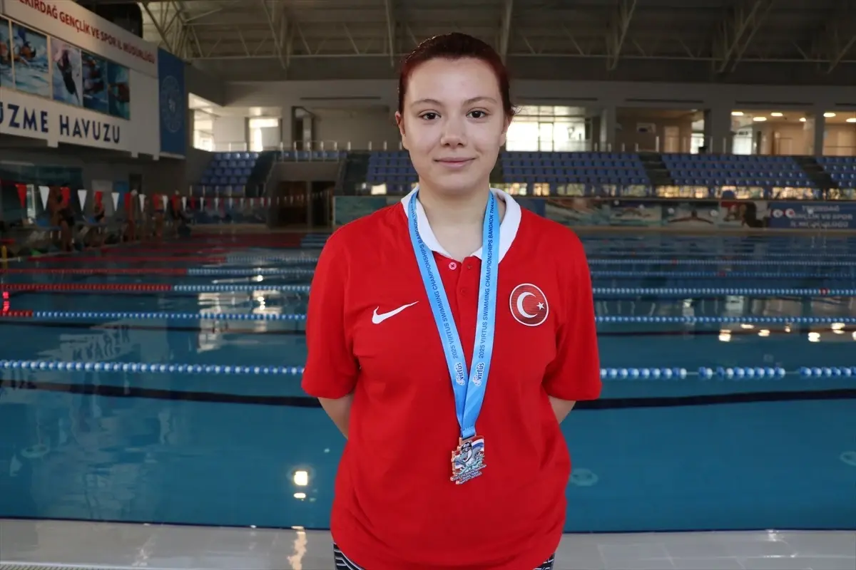 Zeynep Duru Çiftçi: Dünya Üçüncüsü