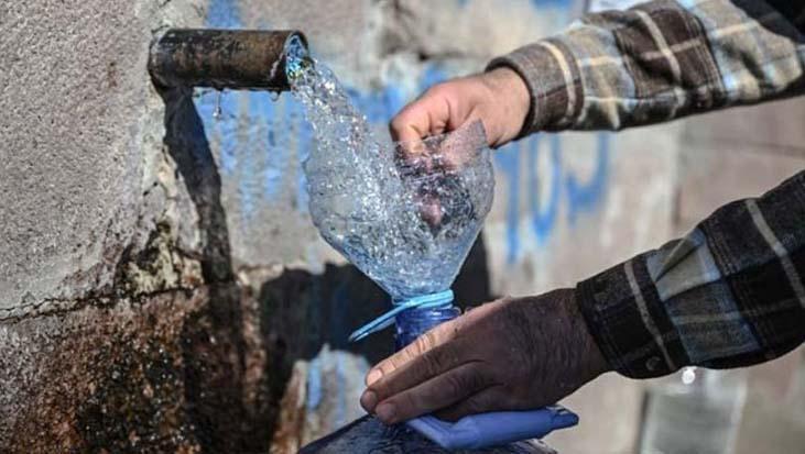 Ankara’da su krizi! Vatandaşlar çeşmelerin önünde sıraya girdi