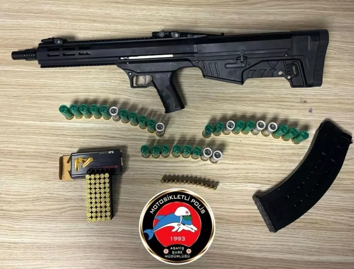 İzmir’de Polisten Başarılı Denetim