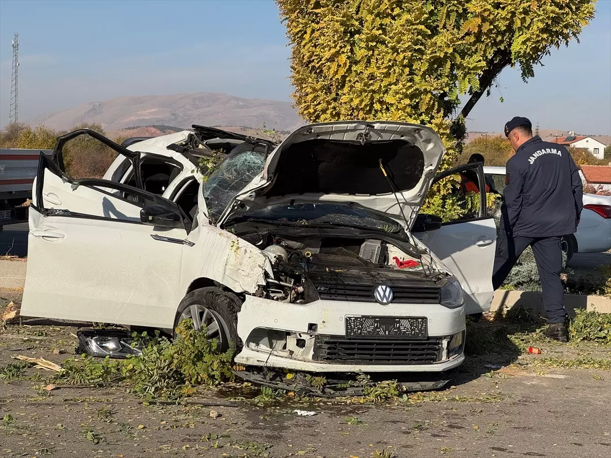 Elazığ’da trafik kazası: Anne ve bebek yaşamını yitirdi