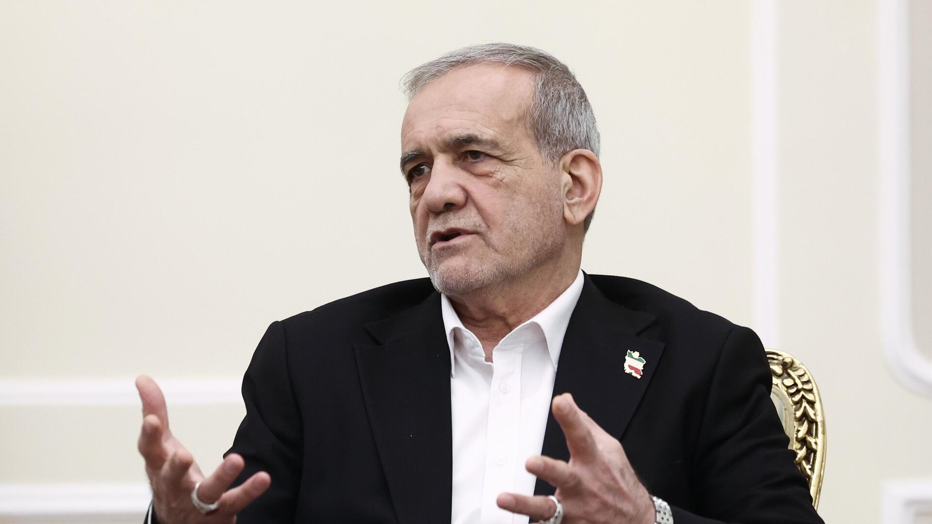 Pezeşkiyan: İran’ın BRICS ve ŞİÖ üyeliği büyük ekonomik fırsatlar yaratıyor