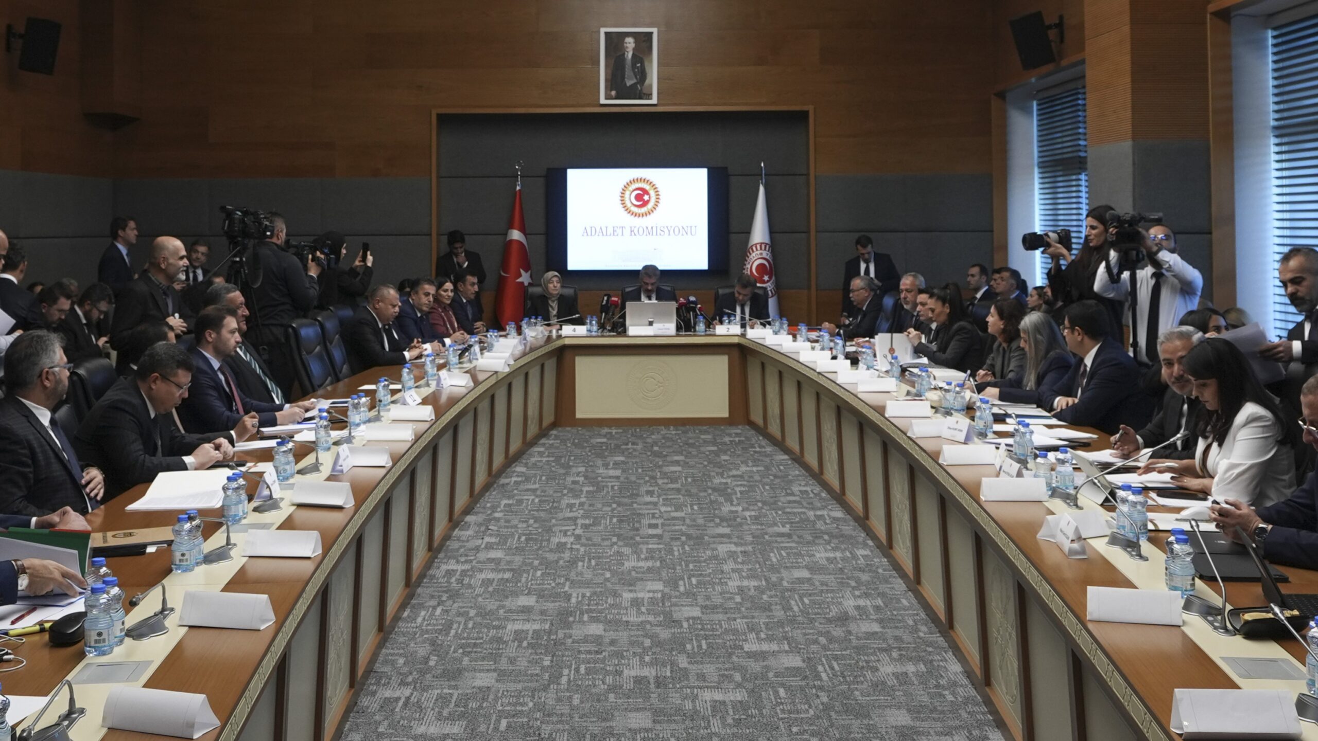 11’inci Yargı Paketi’nde cinsel istismar ve aile içi cinayet kapsam dışı kalıyor