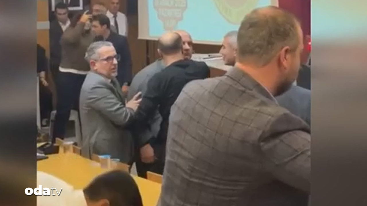 Belediye meclisi karıştı: AKP CHP birbirine girdi