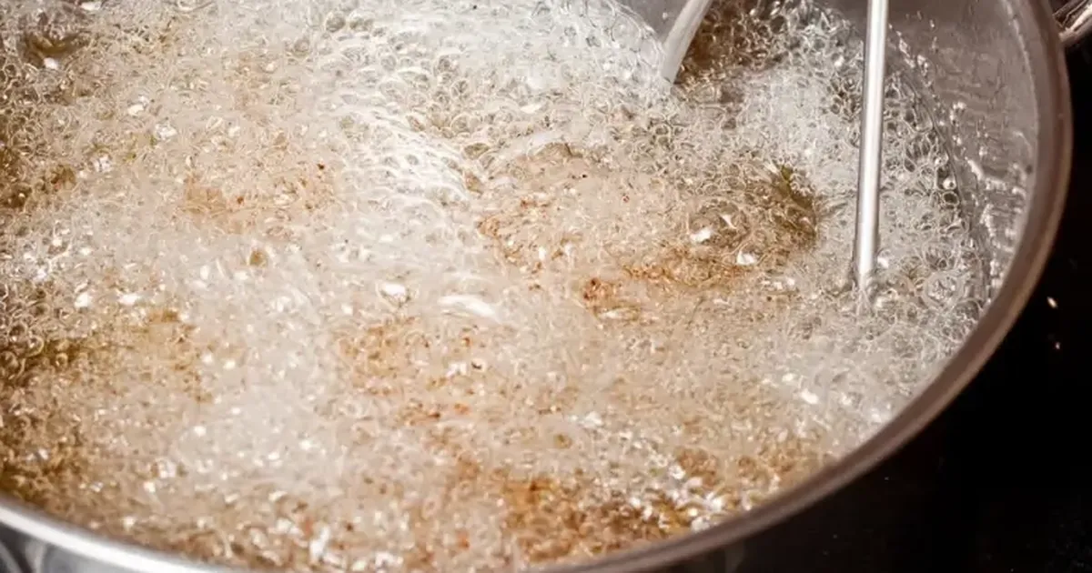 Düzce’de 4 yaşındaki çocuk kızgın yağda yaralandı!