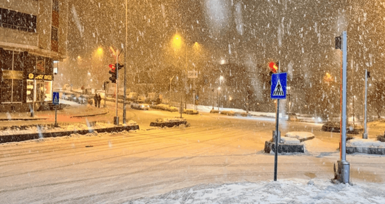 Erzurum ve Kars’ta 5 yerleşim yerine kardan ulaşım sağlanamıyor