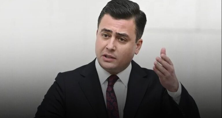 bakandan-osman-gokceke-kotu-haber-hepsi-yikilacak-RQsAIKtY