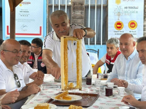 Karabukun ab tescilli sivi altini 1250 tlye satiliyor japonlar tadina bakmak icin sira oldu jUNzUk5F